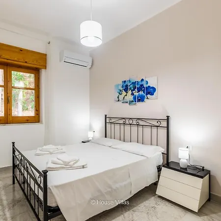 Dom wakacyjny House&villas - Zagara Bianca Floridia