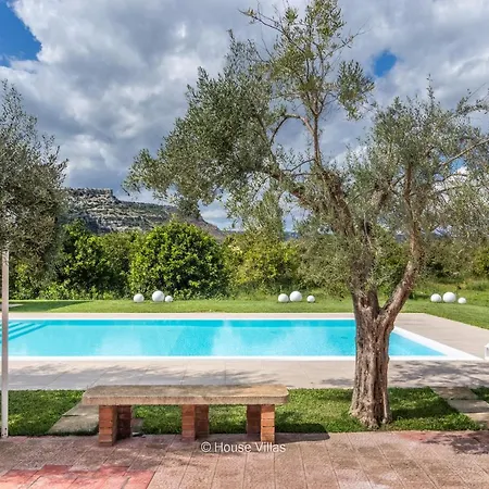 Dom wakacyjny House&villas - Zagara Bianca Floridia